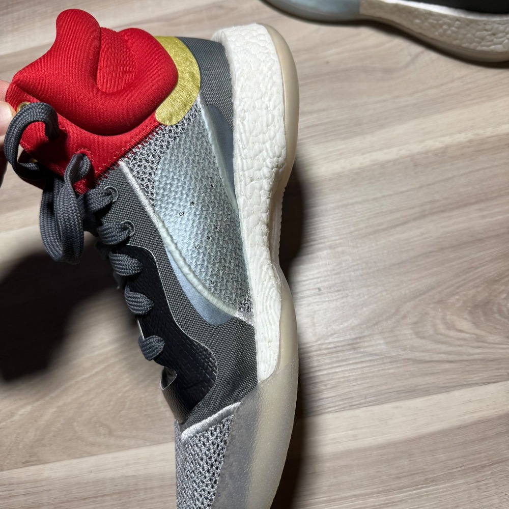Adidas Marquee Boost Thor Marvel Mens Basketball Shoes Grey Red Gold Sz 9 - Picture 9 of 13